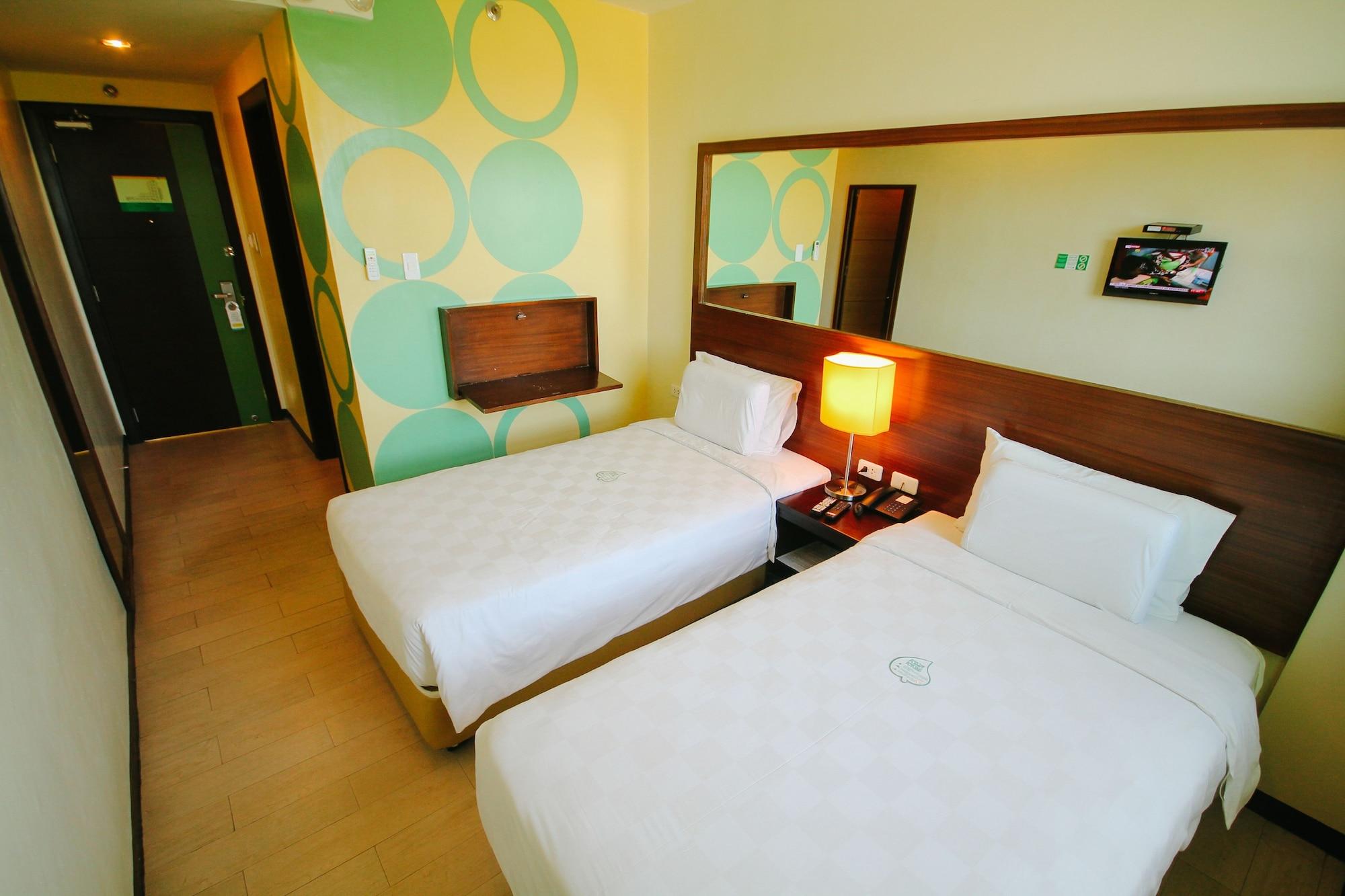 Go Hotels Bacolod Exterior photo