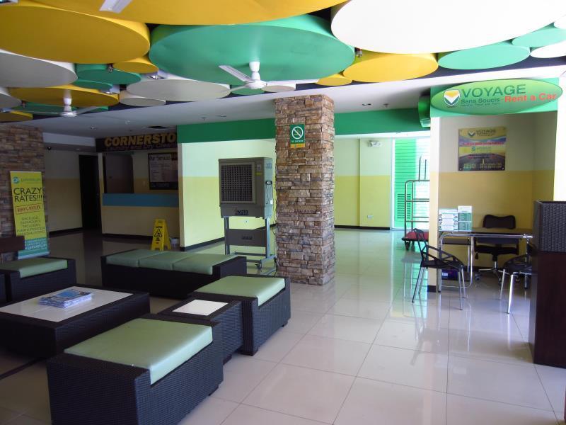 Go Hotels Bacolod Exterior photo