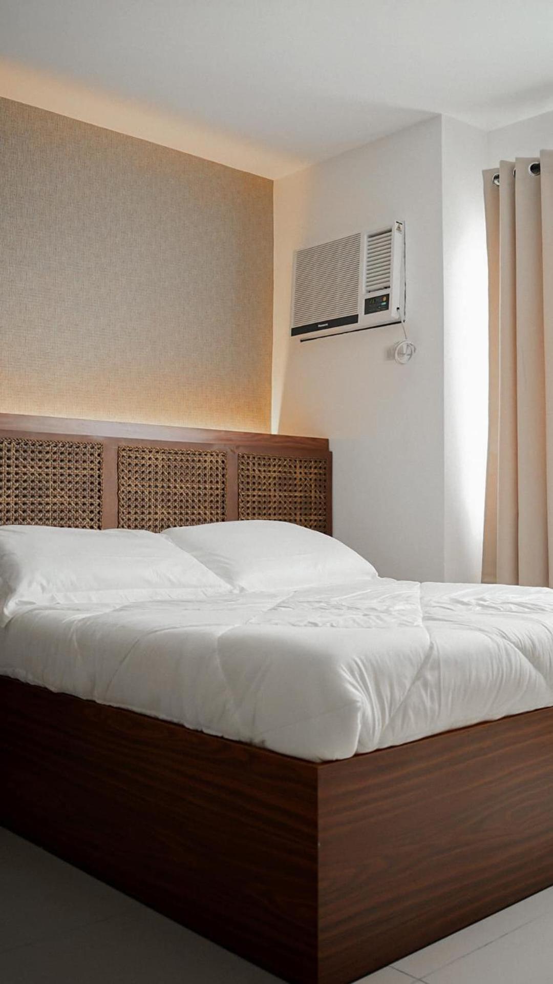 Go Hotels Bacolod Exterior photo